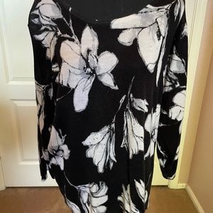 C D Daniels black/white sweater